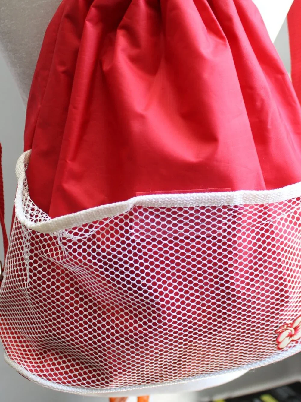 Vintage Y2K Red Nylon Floral Mesh Drawstring Outdoors Beach Bag Mini Backpack
